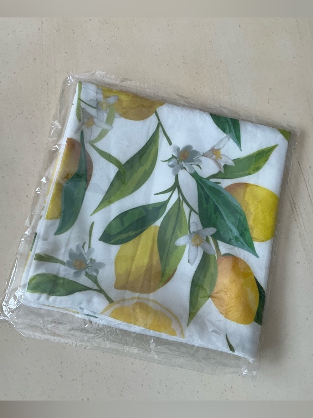 NWT Lemon Fabric Pillow Cover 🍋
